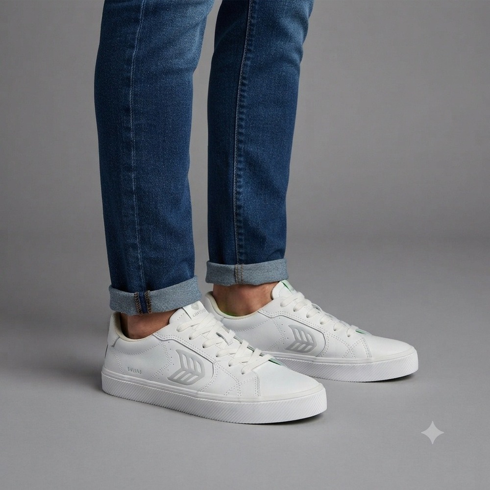 Cariuma Salvas Mens 9 White Leather Sneakers Low Top The Trade Desk SW-1023 - Picture 1 of 10